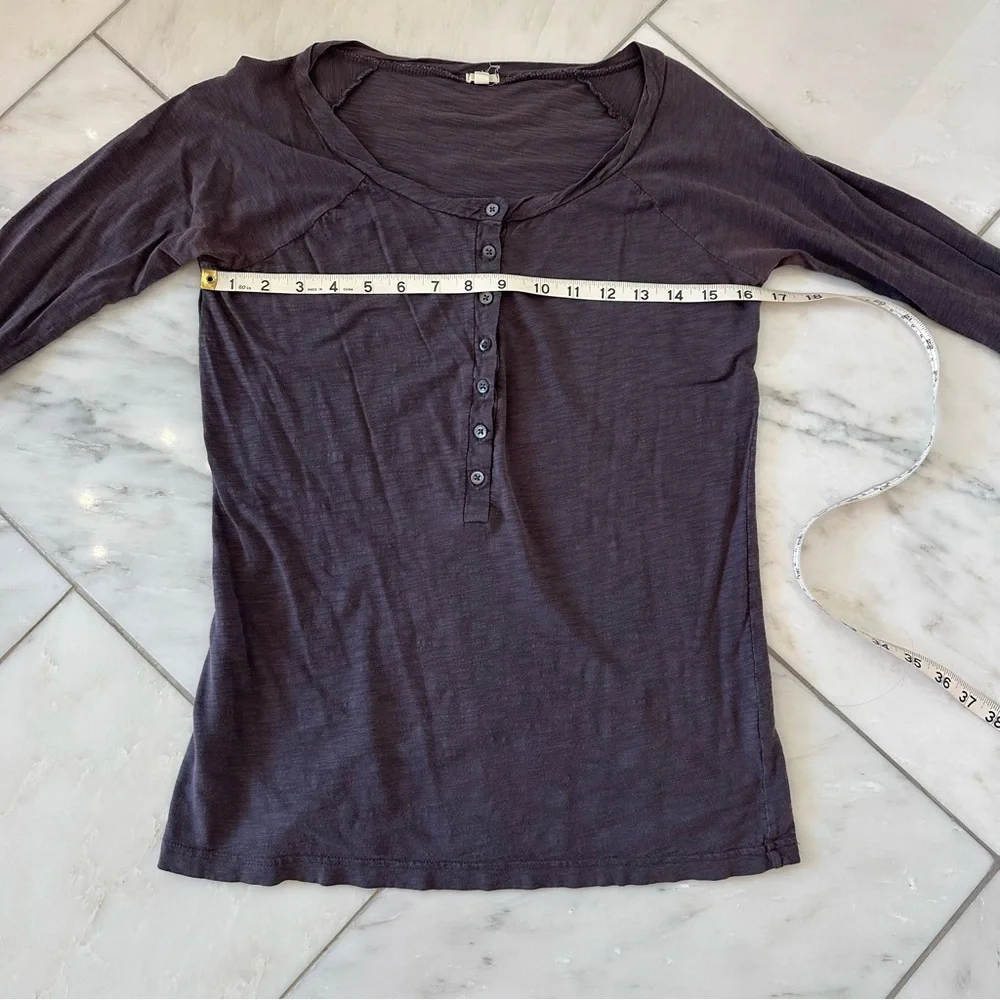 Vintage Style Women's J.Crew Dark Gray 3/4 Sleeve Henley Top